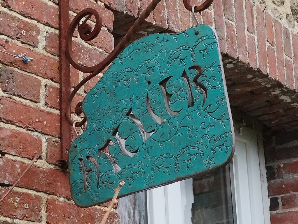 Enseigne de l'atelier Céramique par nature