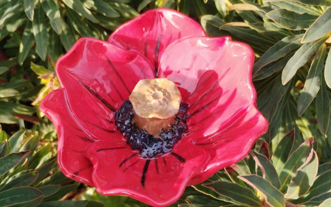 abreuvoir à insectes, coquelicot en céramique 2