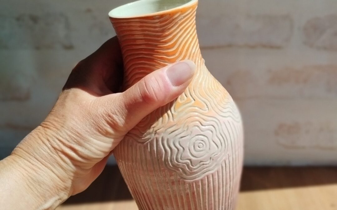 POURQUOI CHOISIR UNE CÉRAMIQUE ARTISANALE